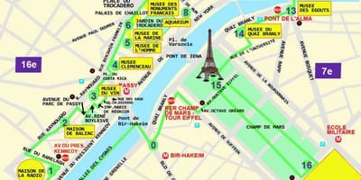 地図のトロカデロパリ