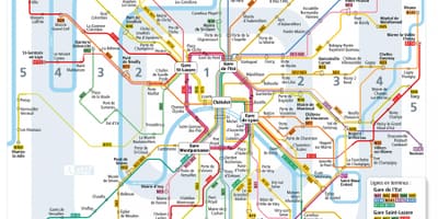 地図のパリの夜行バス