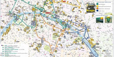 オープンバスはパリの地図